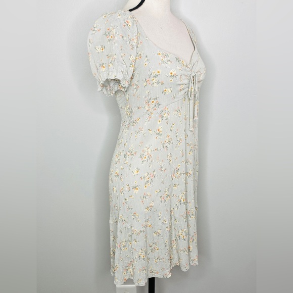 Hippie Rose Green Puff Sleeve Floral Cottage Core Mini Dress - Picture 4 of 9